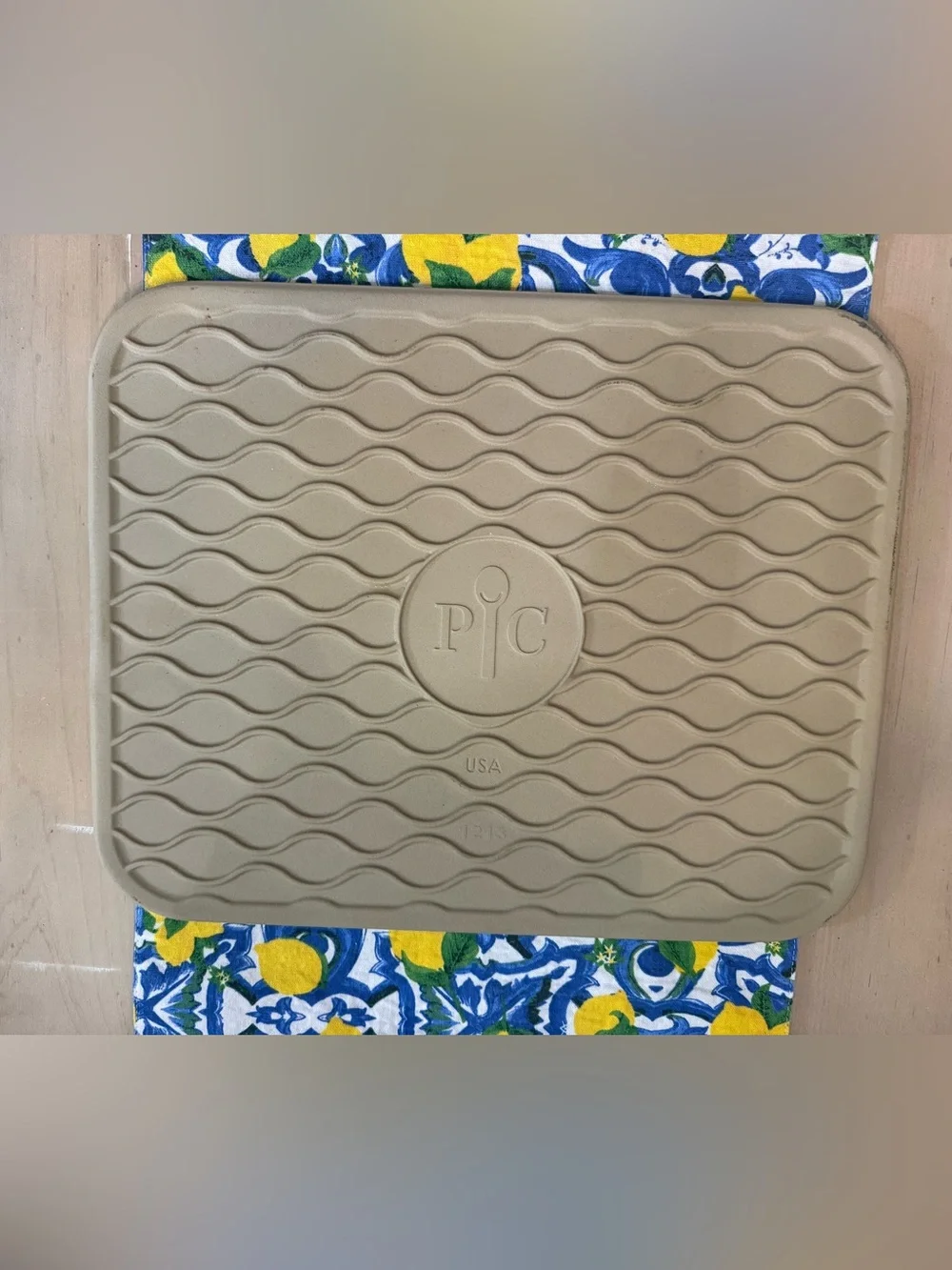 The Pampered Chef Tan Serving Tray - Neutral Tan
